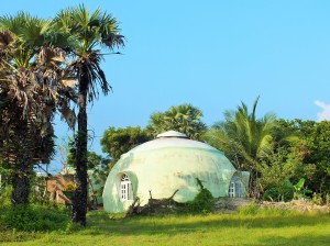 Des maisons hindous en forme de boules, c'est très original